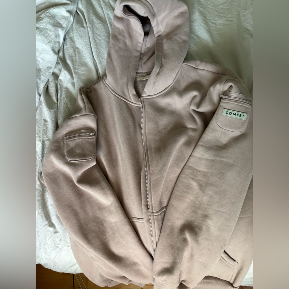 Comfrt Travel Essentials Zip Hoodie